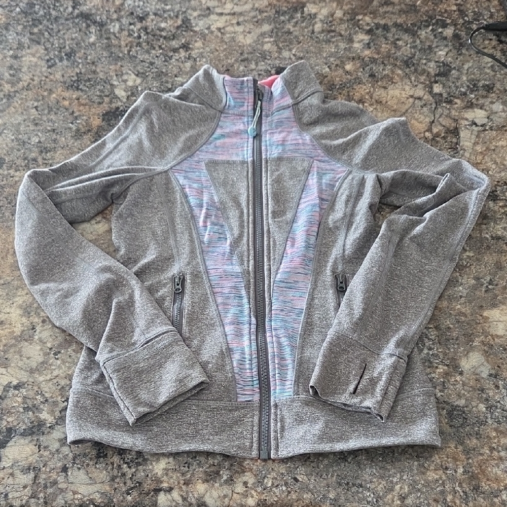 Size 12 Ivivva Girl's‎ Gray Athletic Zip-Up Jacket with Pastel Accent Panels